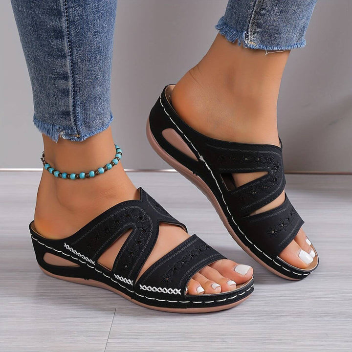 Soleva | Slip-Resistant Orthopaedic Sandals