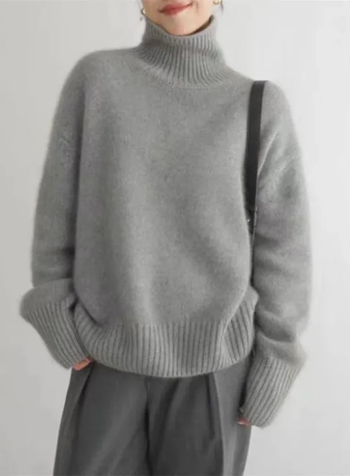 Luné | Soft Turtleneck Jumper