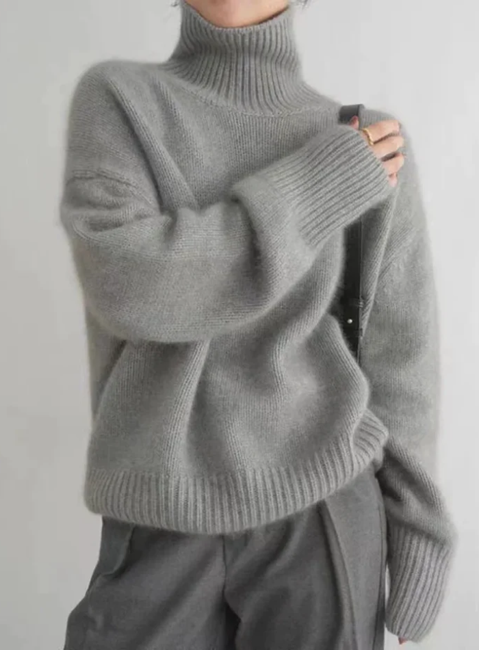 Luné | Soft Turtleneck Jumper