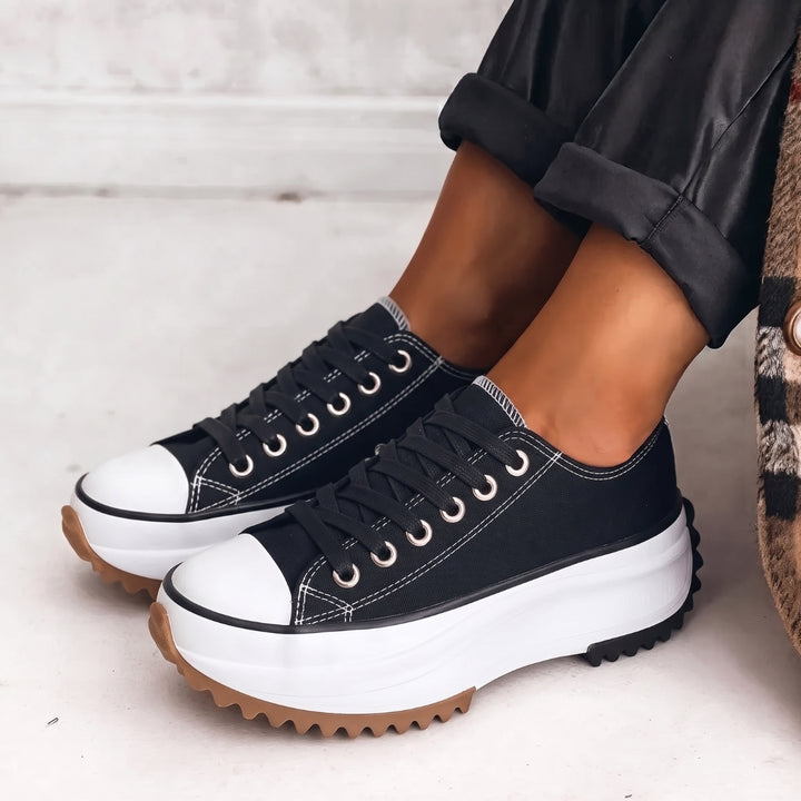 Dorothy | Women’s Trainers ( LAST PAIRS!)