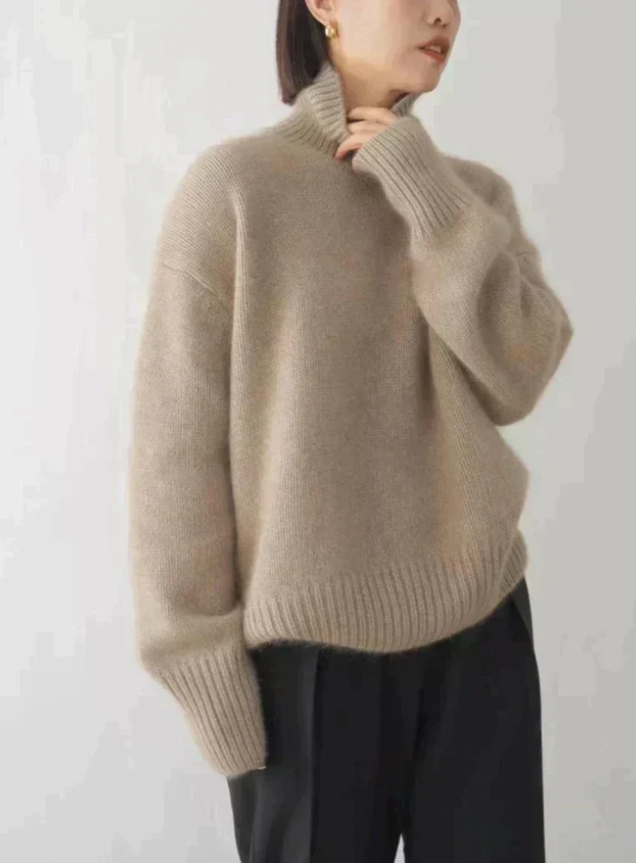 Luné | Soft Turtleneck Jumper