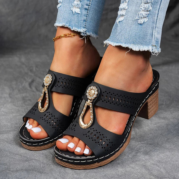 Karen | Chic and Comfortable Orthopaedic Sandals