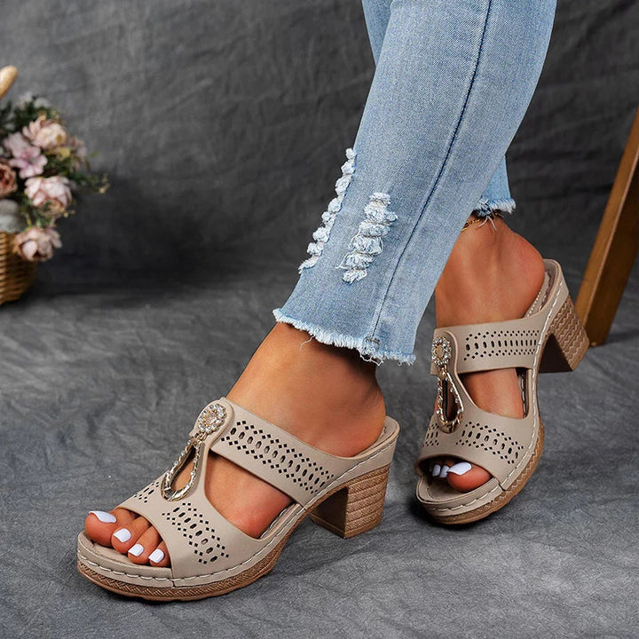 Karen | Chic and Comfortable Orthopaedic Sandals