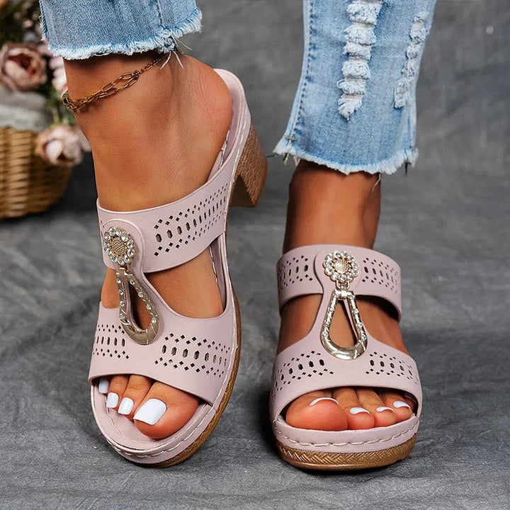 Karen | Chic and Comfortable Orthopaedic Sandals