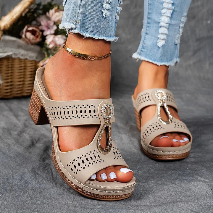 Karen | Chic and Comfortable Orthopaedic Sandals