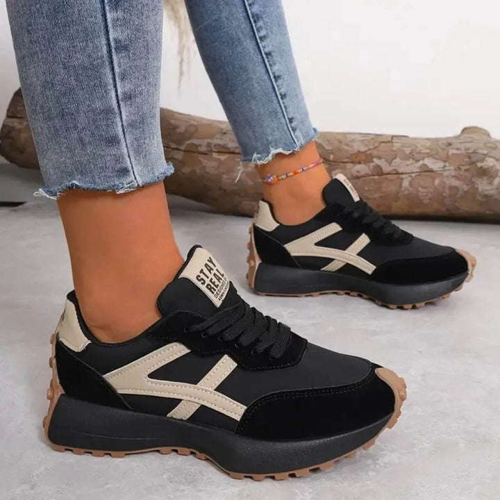 TheraWalk | Slip-Resistant Orthopaedic Trainers